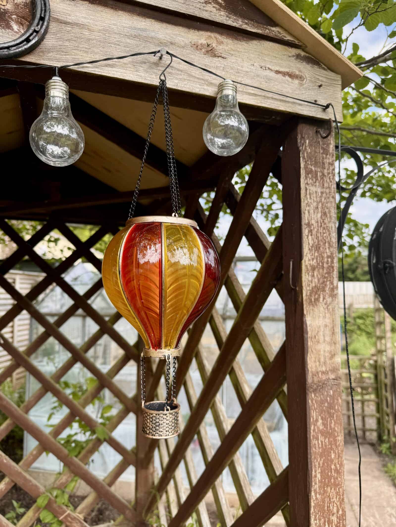 hot-air-balloon-solar-lantern